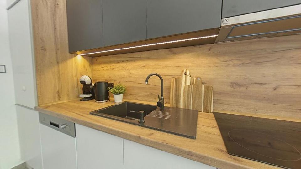 Meszes Apartman Kalocsa Dış mekan fotoğraf