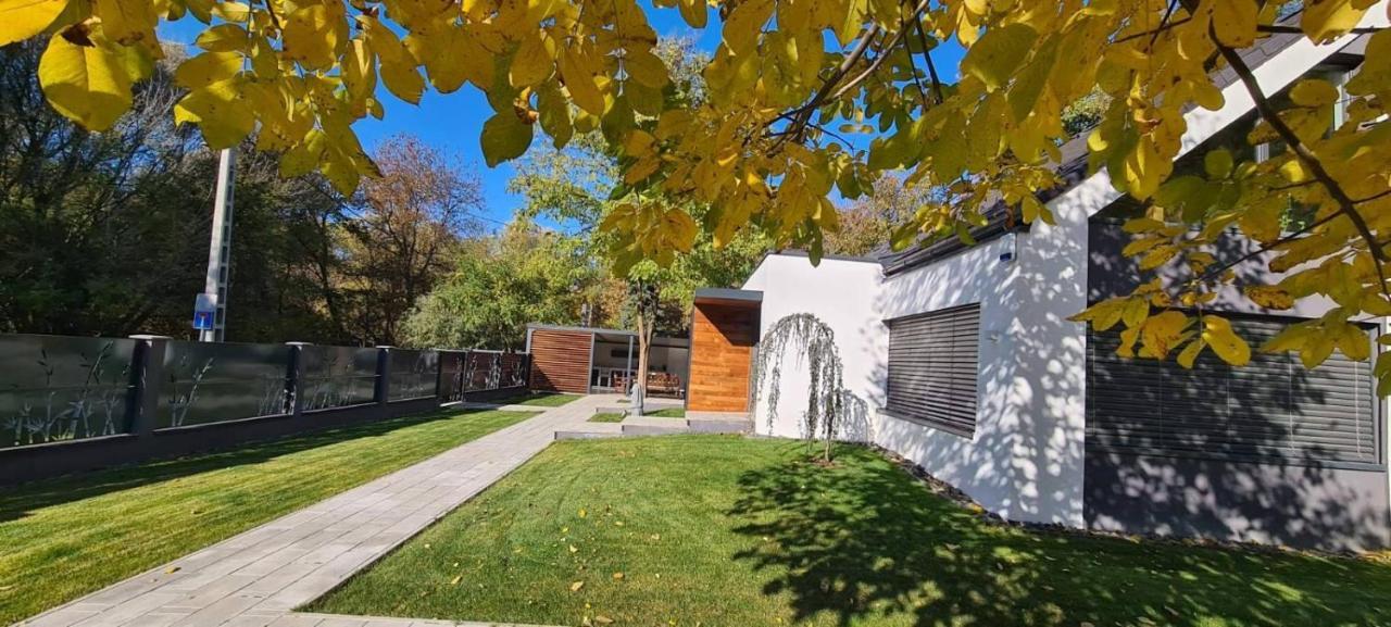 Meszes Apartman Kalocsa Dış mekan fotoğraf